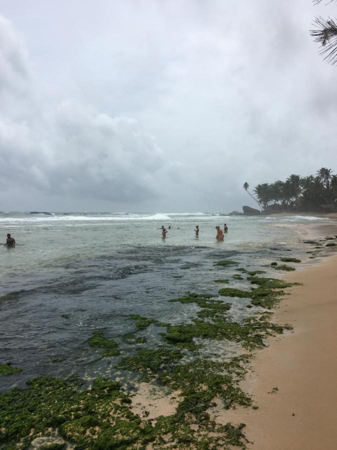 Hotel Indigo Unawatuna Buitenkant foto