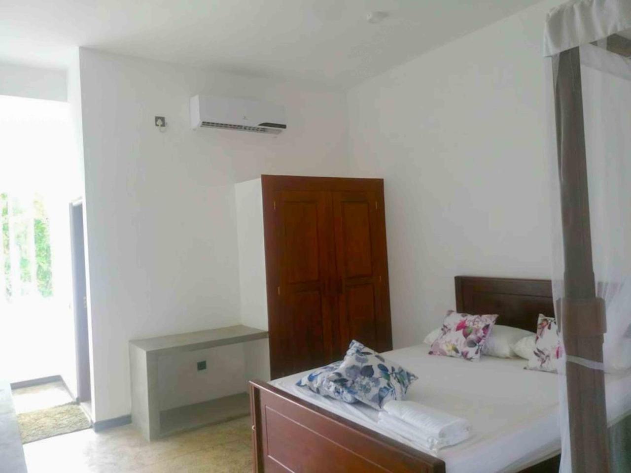 Hotel Indigo Unawatuna Buitenkant foto