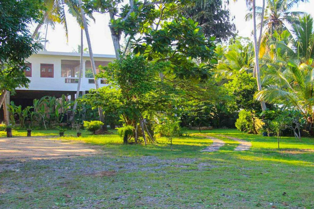 Hotel Indigo Unawatuna Buitenkant foto