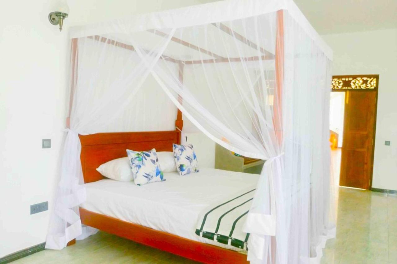 Hotel Indigo Unawatuna Buitenkant foto